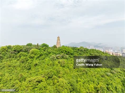 อุทยานป่าหิน Jingmen เมืองโบราณลึกลับและธรรมชาติตระการตา!